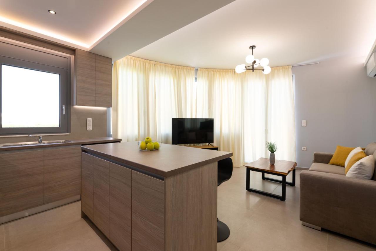 Tsatos Luxury Residence Kremastí Екстериор снимка